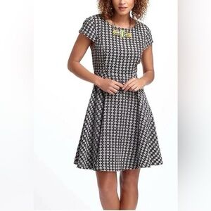 Maeve ANTHROPOLOGIE Black and White Jacquard Geometric Dress Size 6 GUC